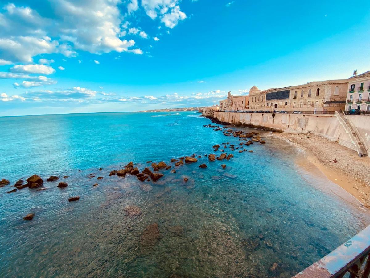 Elegante Appartamento In Palazzo Storico Ortigia Syrakusa Exteriör bild