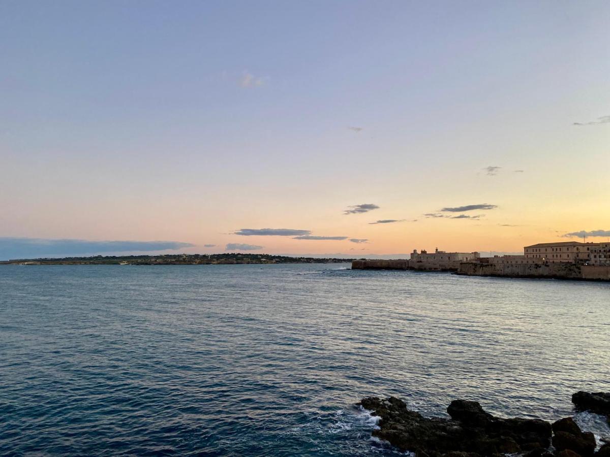 Elegante Appartamento In Palazzo Storico Ortigia Syrakusa Exteriör bild