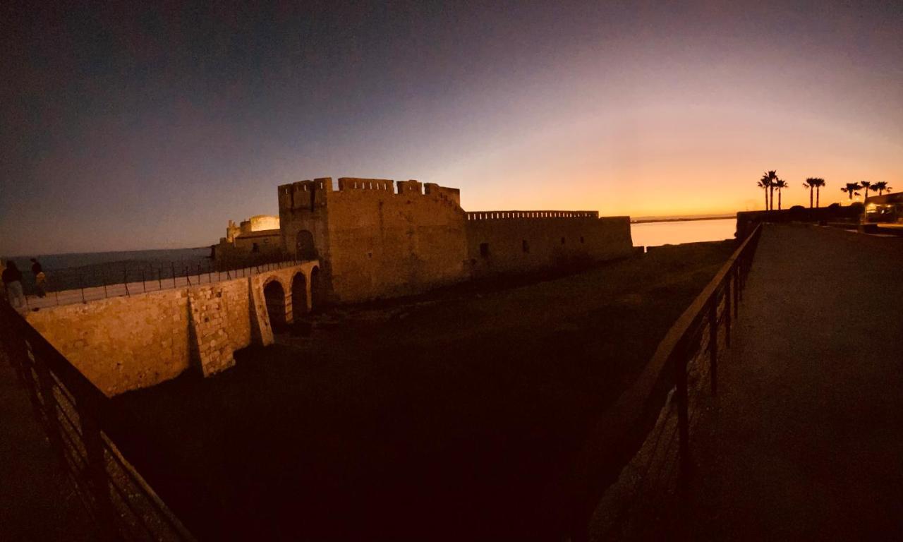 Elegante Appartamento In Palazzo Storico Ortigia Syrakusa Exteriör bild