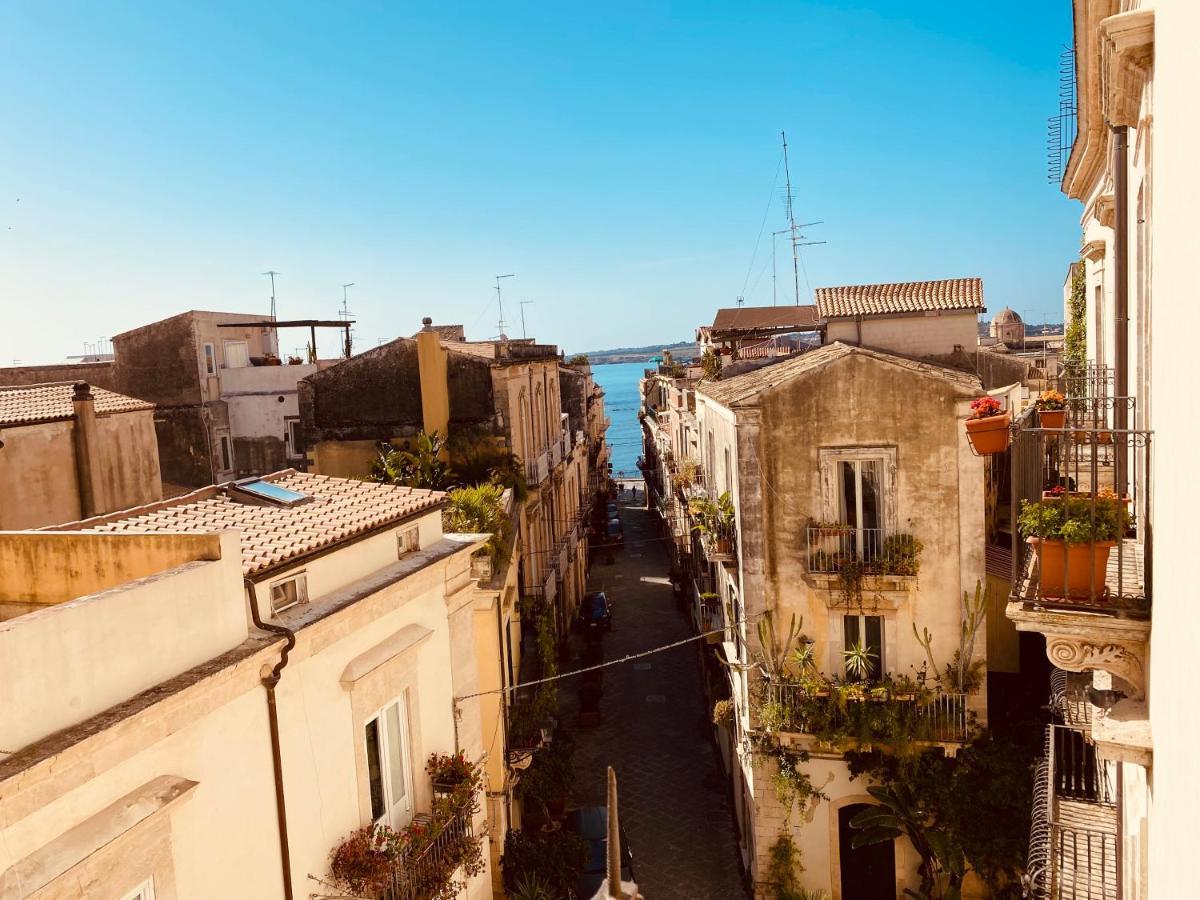 Elegante Appartamento In Palazzo Storico Ortigia Syrakusa Exteriör bild