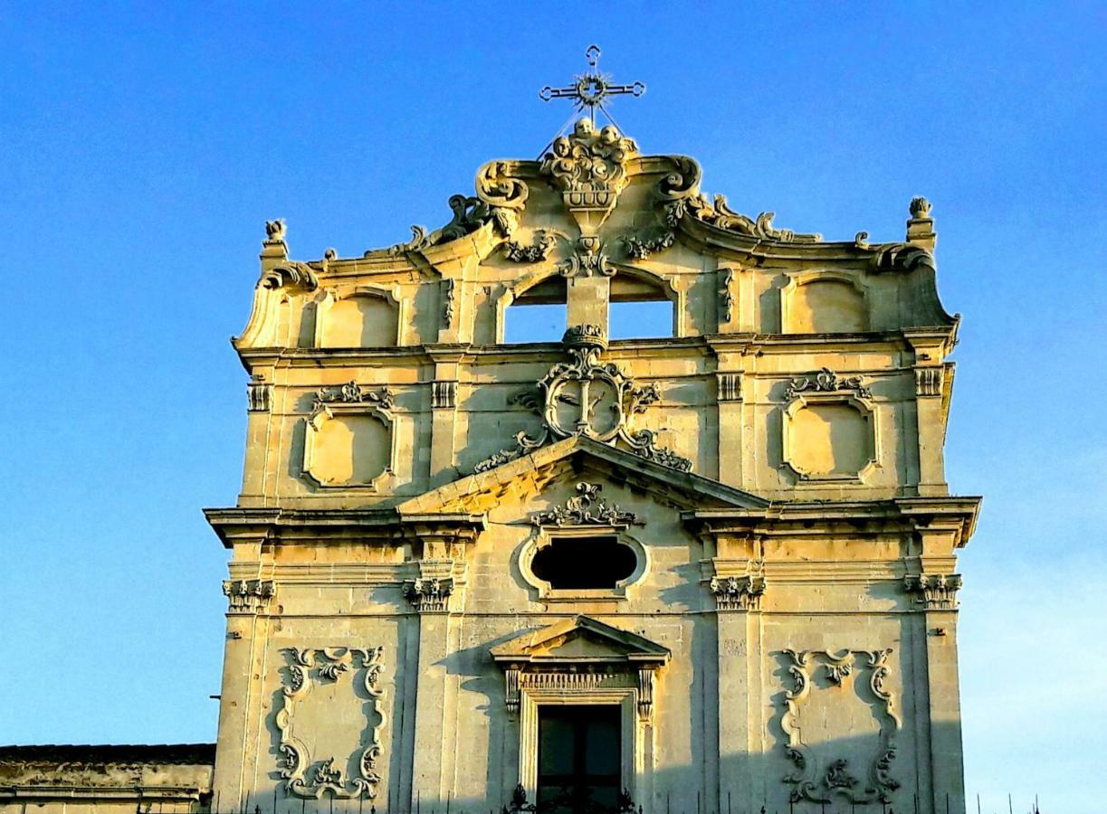 Elegante Appartamento In Palazzo Storico Ortigia Syrakusa Exteriör bild