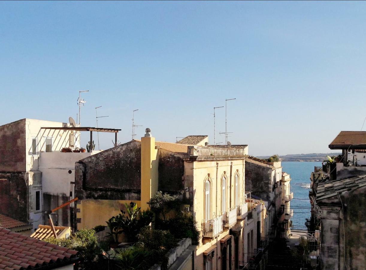 Elegante Appartamento In Palazzo Storico Ortigia Syrakusa Exteriör bild